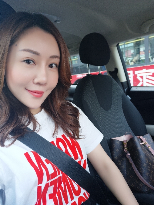 娜娜的第二张照片--桂林相亲服务中心