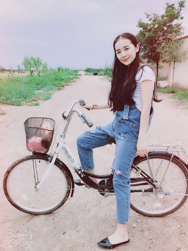 陈曦呀的第六张照片--桂林相亲服务中心
