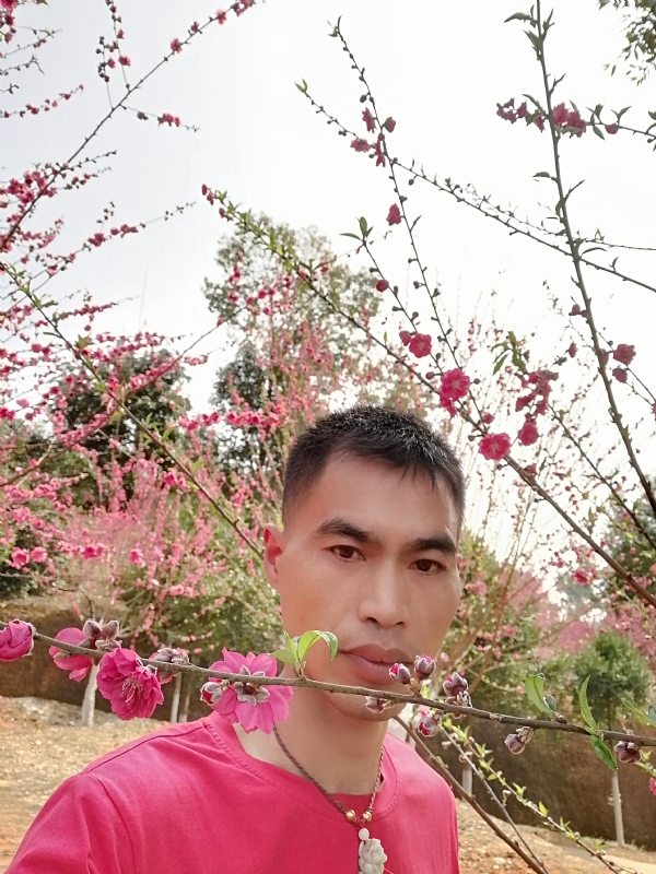 惜緣的第一张照片--桂林相亲服务中心