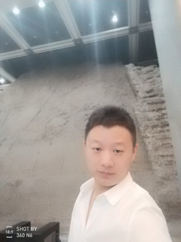 龚某人的第一张照片--桂林相亲服务中心