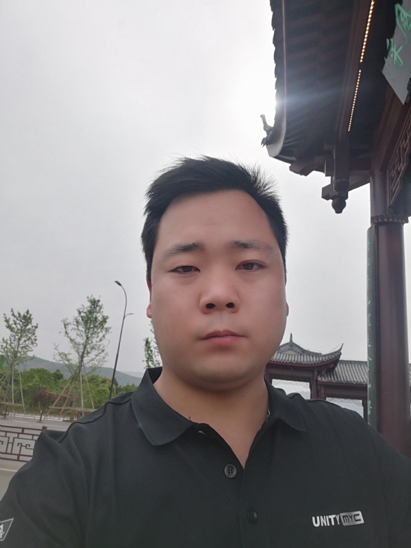 微笑的第一张照片--桂林相亲服务中心