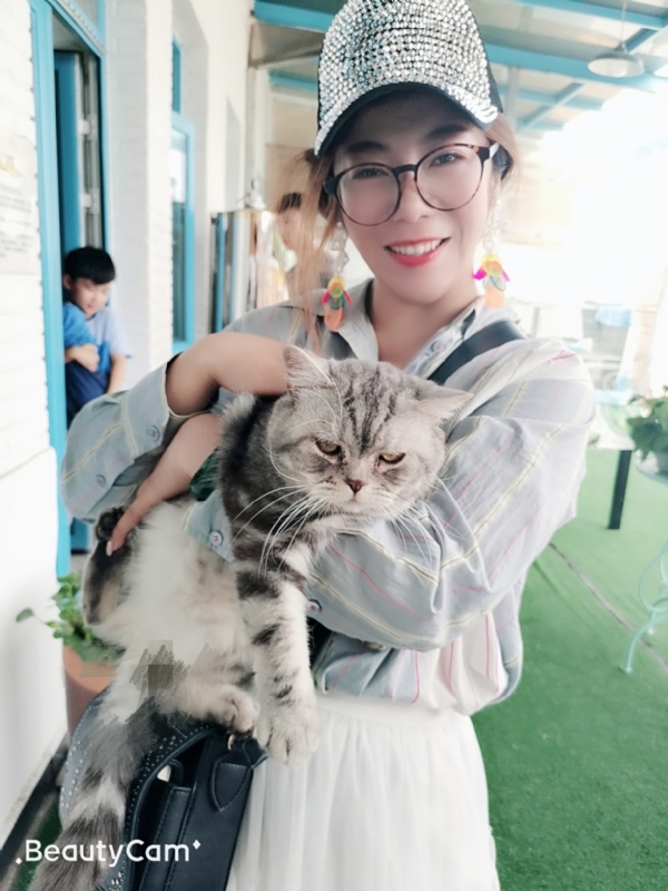 小黑猫的第一张照片--桂林相亲服务中心