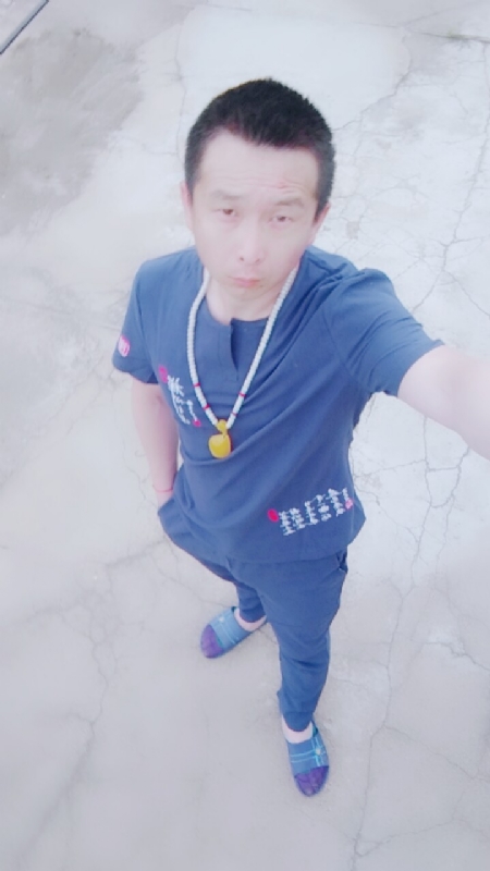 一叶之秋的第一张照片--桂林相亲服务中心