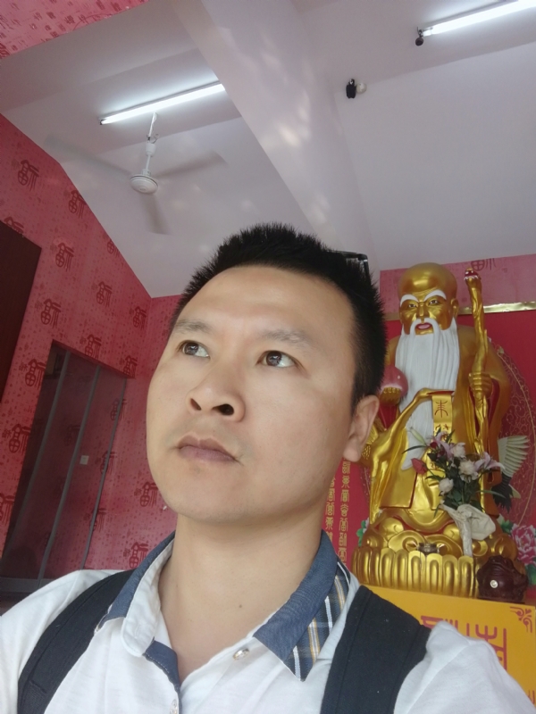 WAR的第一张照片--桂林相亲服务中心