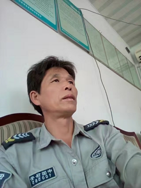 卧窗听雨的第一张照片--桂林相亲服务中心