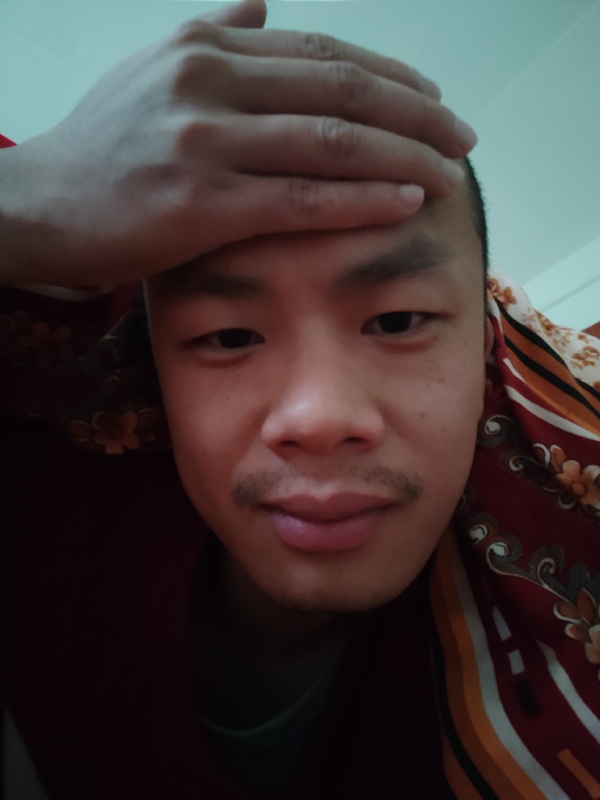 开心鬼在哪呢的第一张照片--桂林相亲服务中心