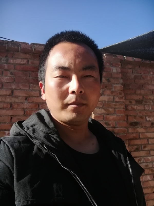 流年寂寞了谁的容颜的第一张照片--桂林相亲服务中心