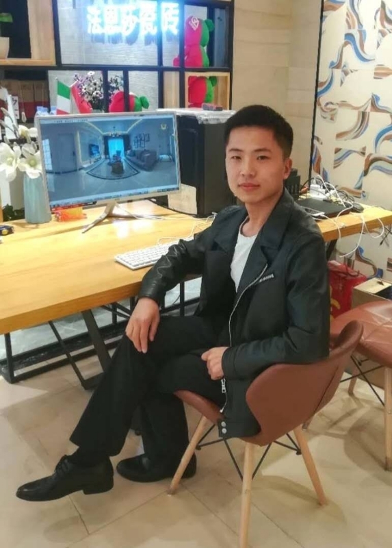 教师的第一张照片--桂林相亲服务中心