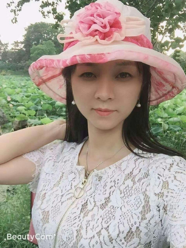 小青菜的第一张照片--桂林相亲服务中心