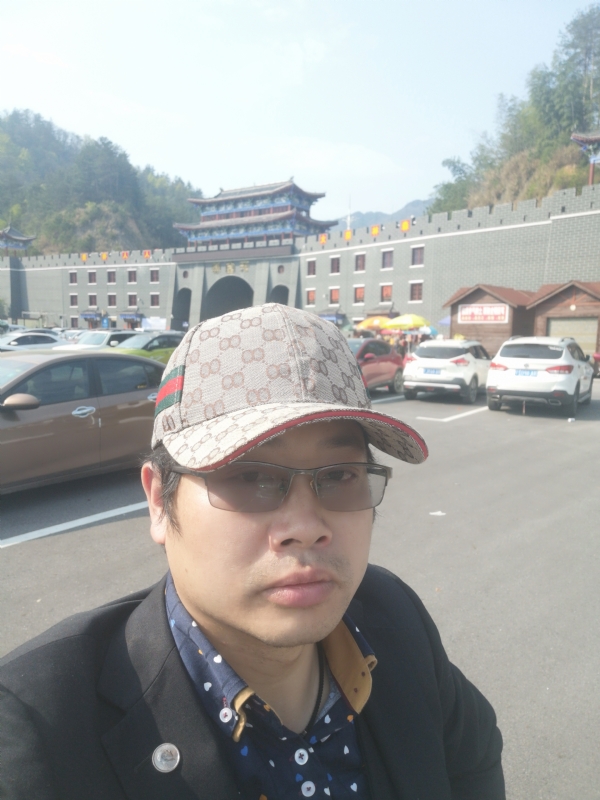 金沧海的第一张照片--桂林相亲服务中心