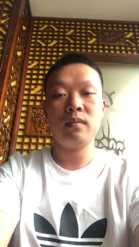 唐子龙的第一张照片--桂林相亲服务中心