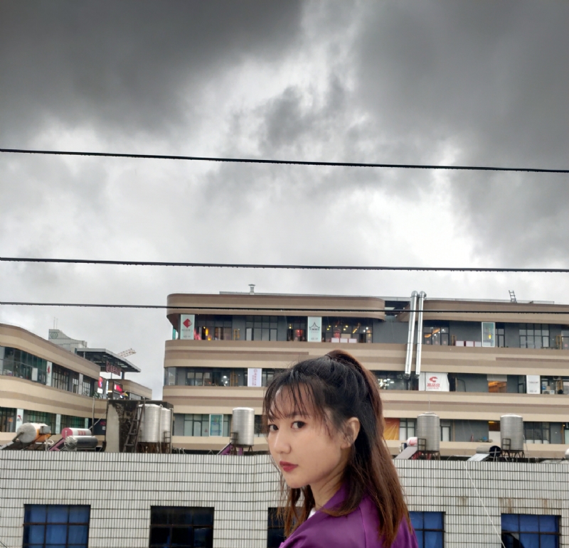 李家小姐的第三张照片--桂林相亲服务中心