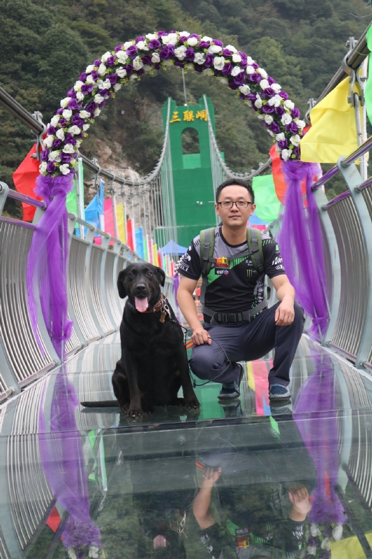 离人的第一张照片--桂林相亲服务中心