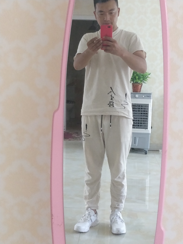 一天一根烟的第二张照片--桂林相亲服务中心
