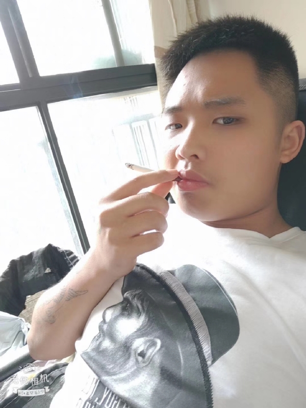 比比曾_的第三张照片--桂林相亲服务中心