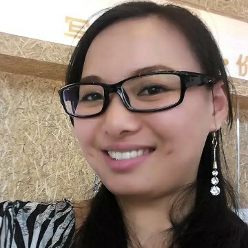 蕊倪的第一张照片--桂林相亲服务中心