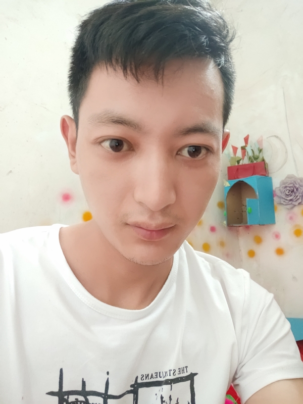 孙裕佳的第二张照片--桂林相亲服务中心