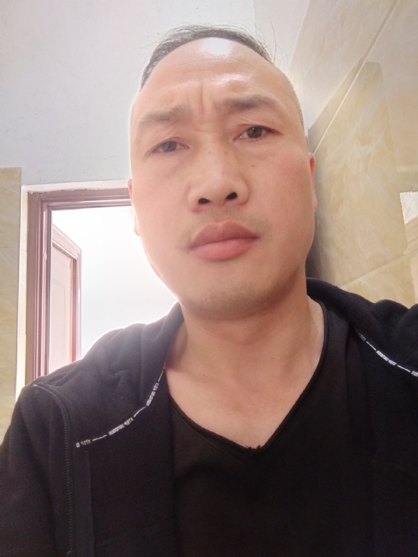 猴哥的第二张照片--桂林相亲服务中心
