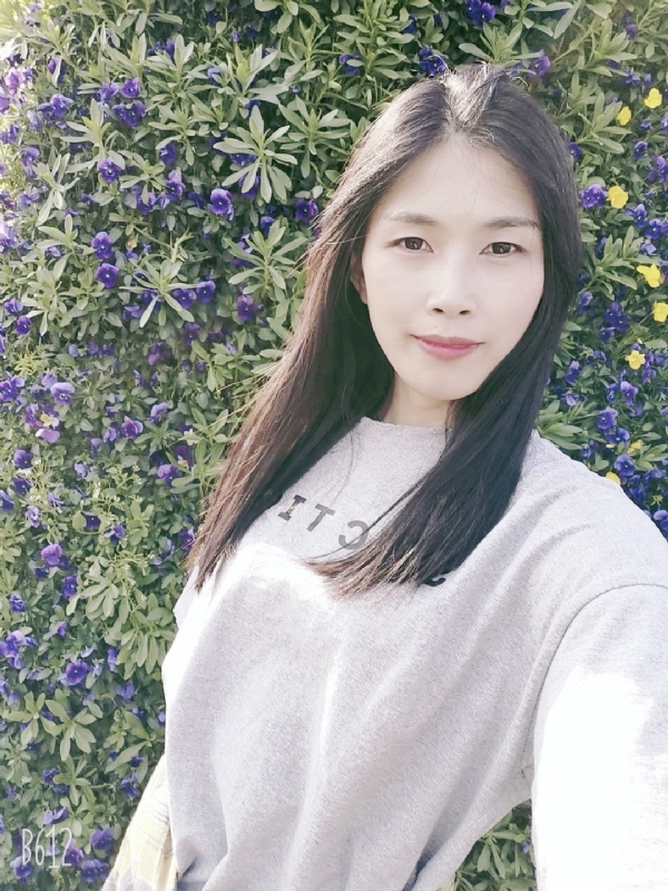 妍妍的第一张照片--桂林相亲服务中心