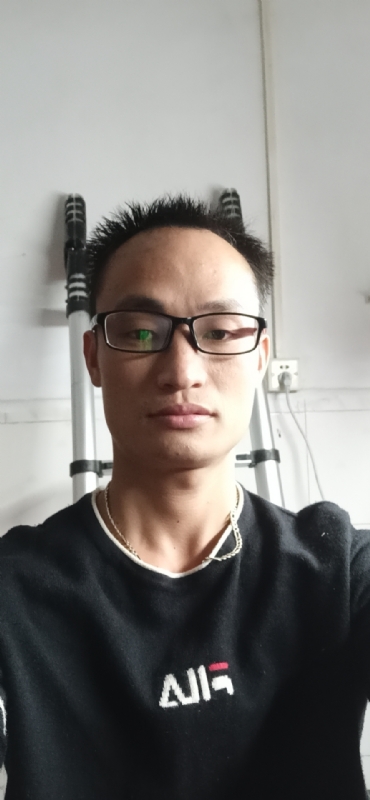 蔡先生的第一张照片--桂林相亲服务中心