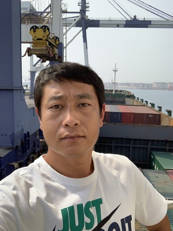 山野娴人的第一张照片--桂林相亲服务中心