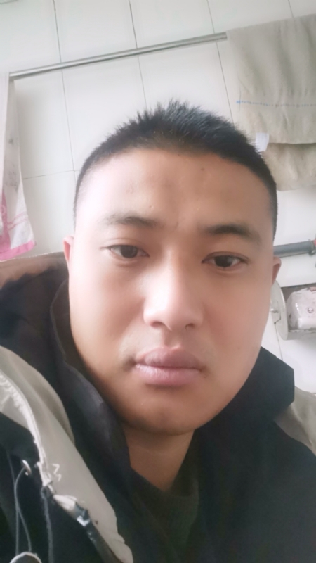 烟花再美不过瞬间的第一张照片--桂林相亲服务中心