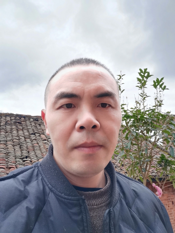 无悔的第一张照片--桂林相亲服务中心
