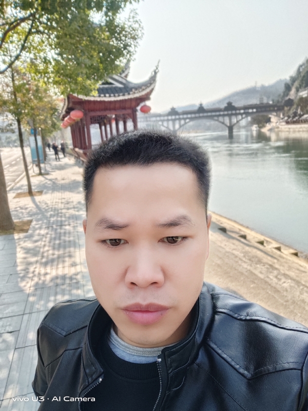 啊锦的第二张照片--桂林相亲服务中心