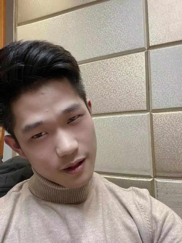 南墙的第一张照片--桂林相亲服务中心