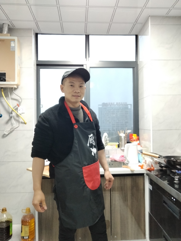 国宝的第一张照片--桂林相亲服务中心
