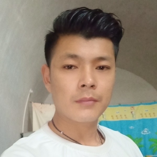 啊锋的第一张照片--桂林相亲服务中心