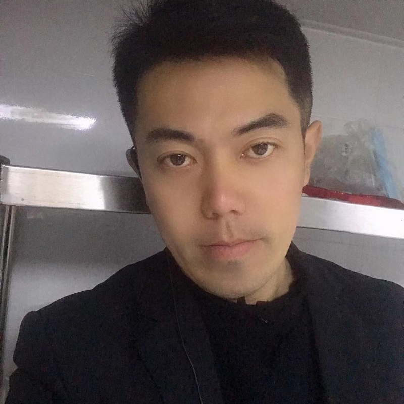 李龙的第二张照片--桂林相亲服务中心