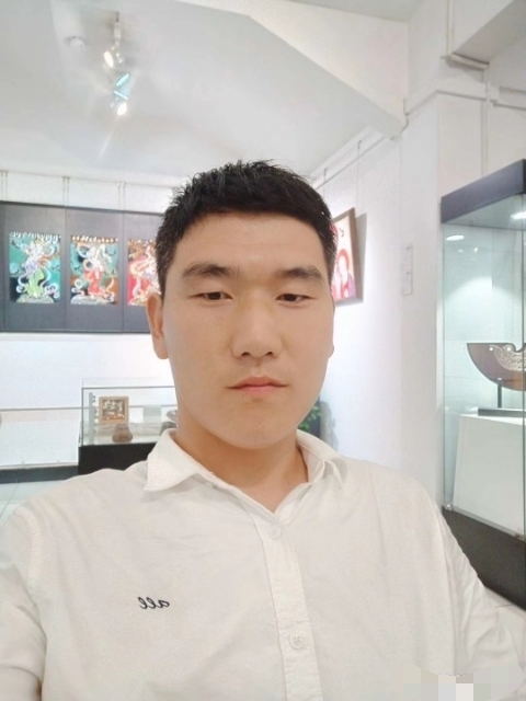 自律人生的第一张照片--桂林相亲服务中心