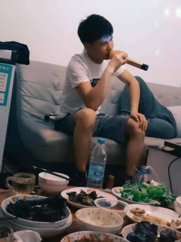 秦成龙的第一张照片--桂林相亲服务中心