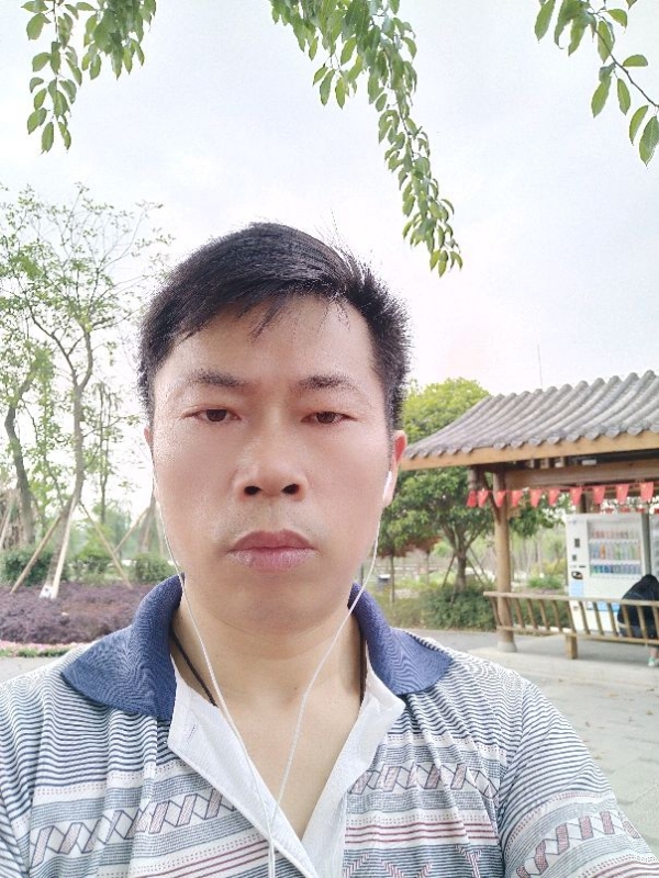 一个人的孤单的第一张照片--桂林相亲服务中心