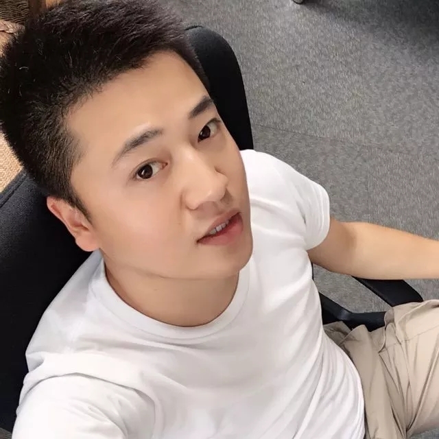 稻草人的第一张照片--桂林相亲服务中心