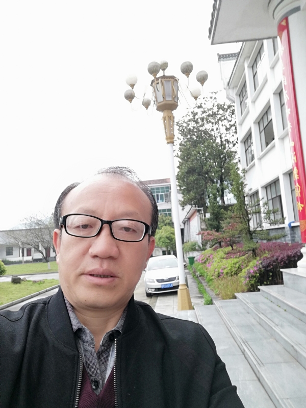 玫瑰祥云的第二张照片--桂林相亲服务中心