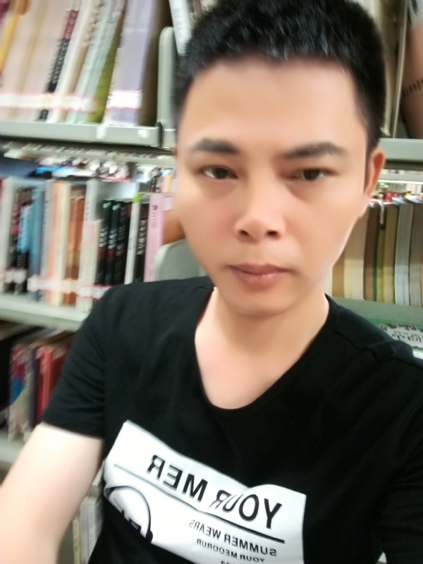 青青子衿的第一张照片--桂林相亲服务中心
