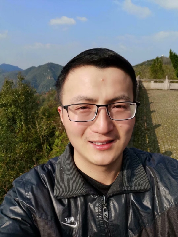 杨先生的第一张照片--桂林相亲服务中心