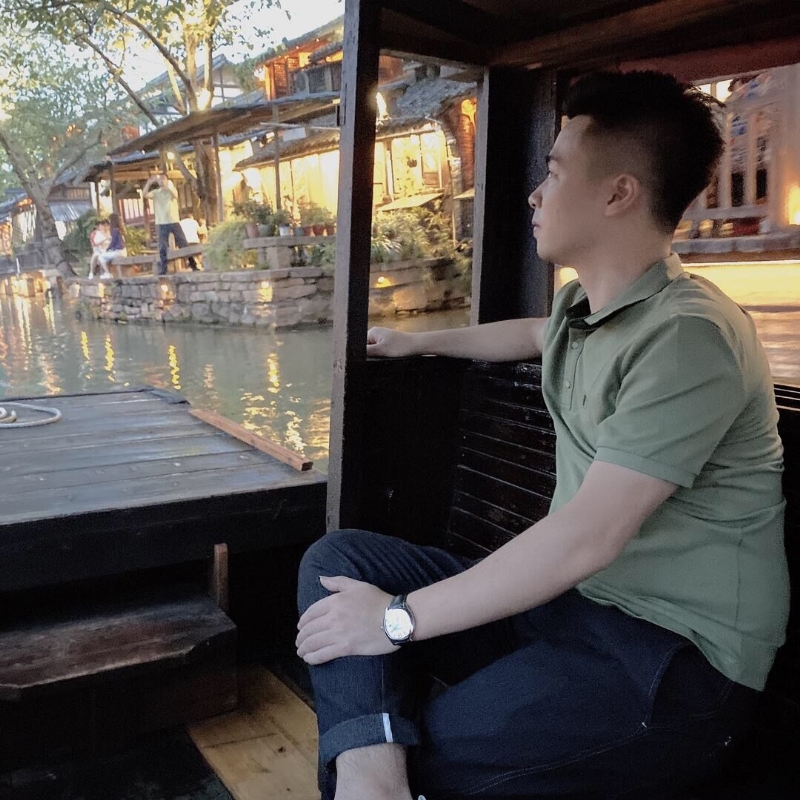 霸占你德爱的第一张照片--桂林相亲服务中心