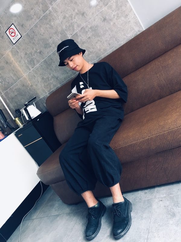 寻找的第三张照片--桂林相亲服务中心