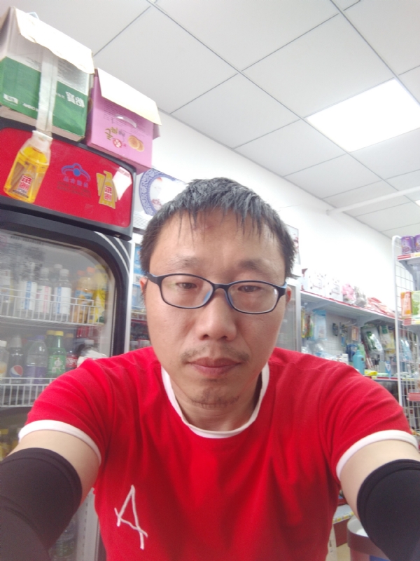 众里寻你的第一张照片--桂林相亲服务中心
