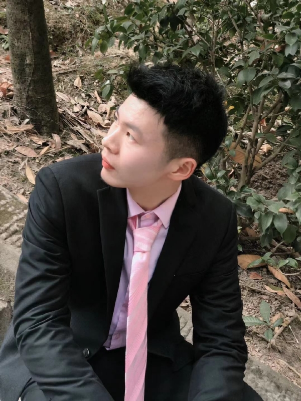 爱因生的第一张照片--桂林相亲服务中心