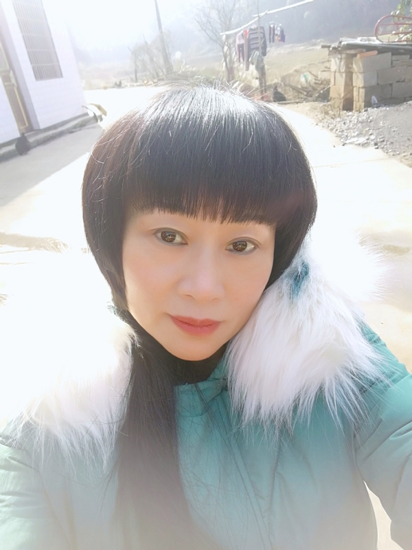 金鱼儿的第一张照片--桂林相亲服务中心