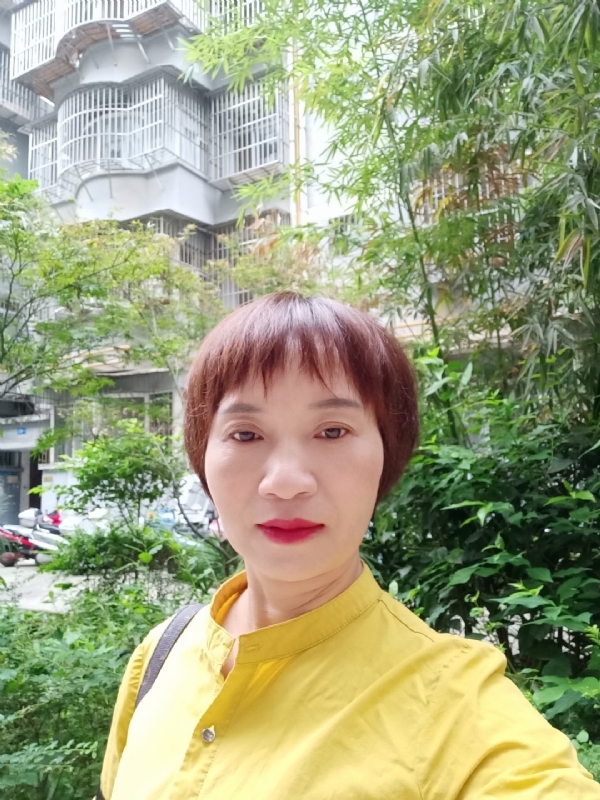 小瓶子的第二张照片--桂林相亲服务中心