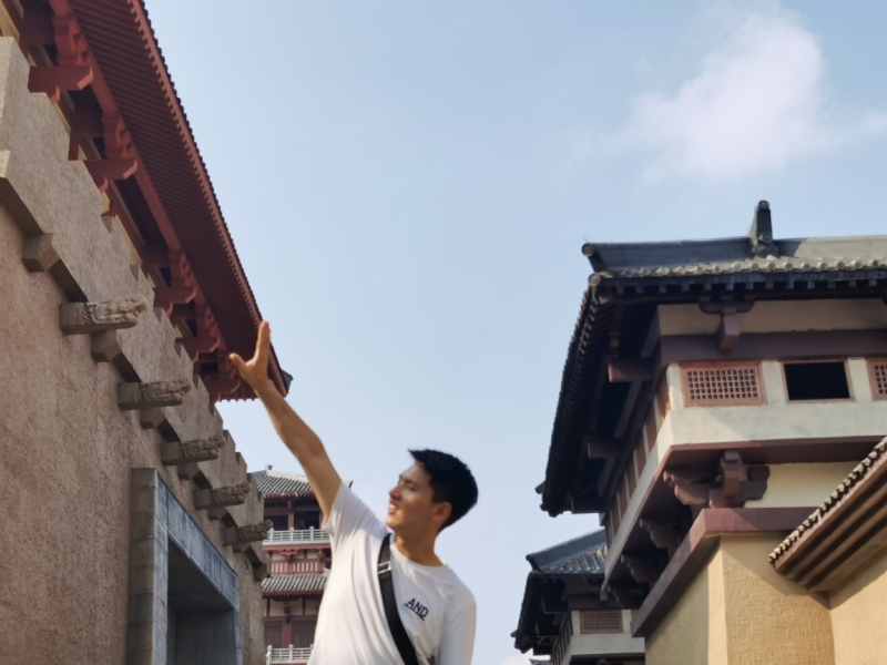 咸鱼不闲的第一张照片--桂林相亲服务中心
