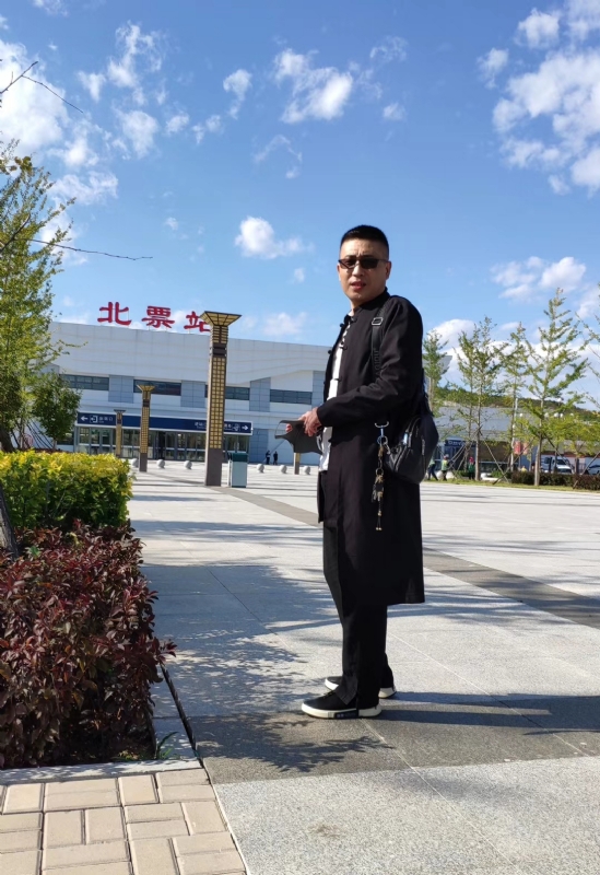 仟佰渡的第一张照片--桂林相亲服务中心