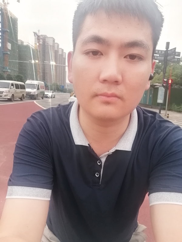 露露的第一张照片--桂林相亲服务中心