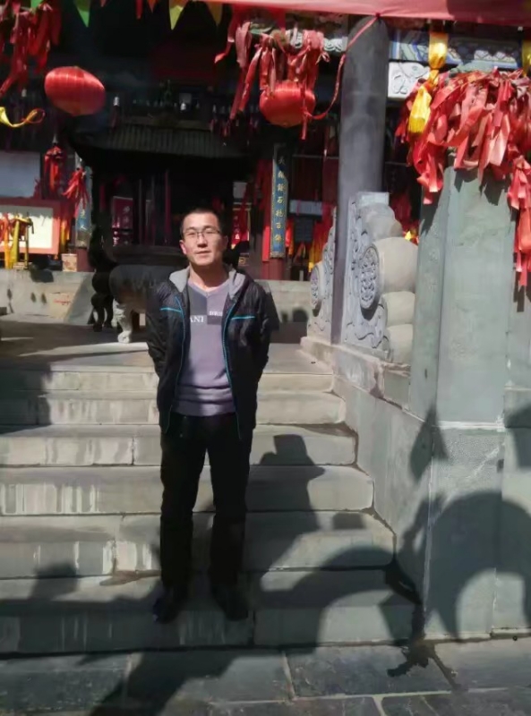 淡然的第一张照片--桂林相亲服务中心