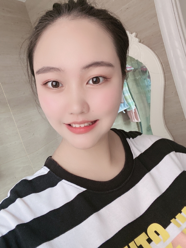 灵儿的第二张照片--桂林相亲服务中心